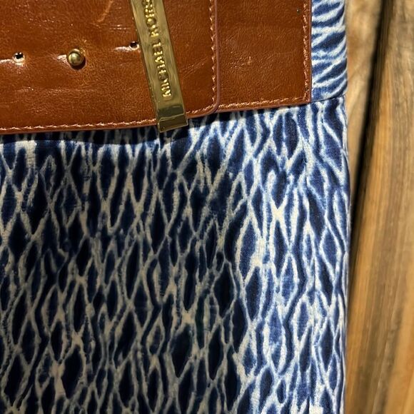 Michael Michael Kors skirt geometric blue white partial belt 4 FIRM on PRICE - Picture 3 of 9